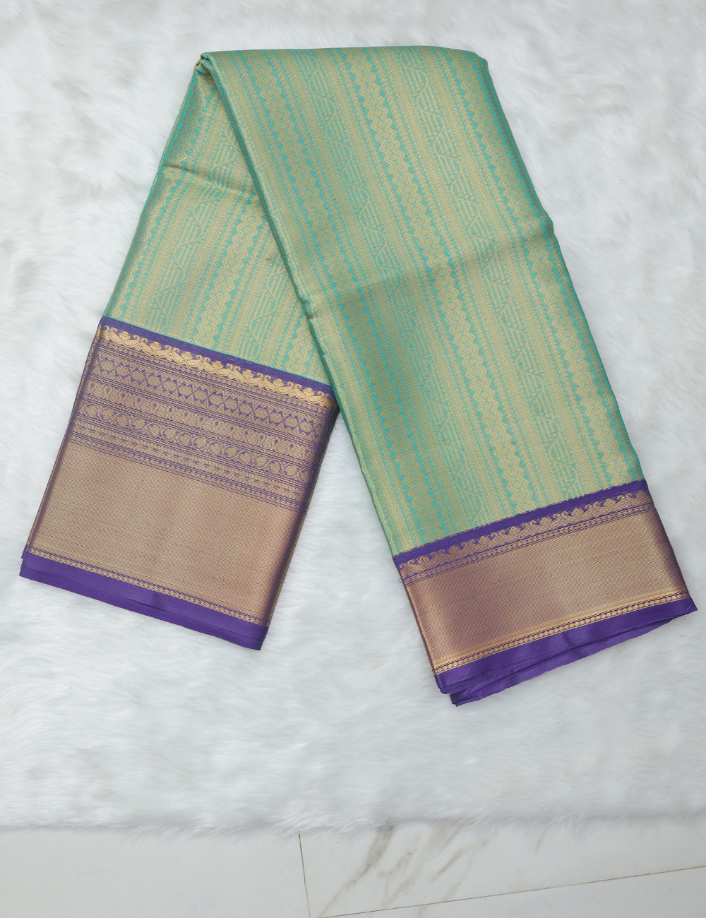 Banarasi Kathan Silk Sarees – Green & Yellow Dual Elegance