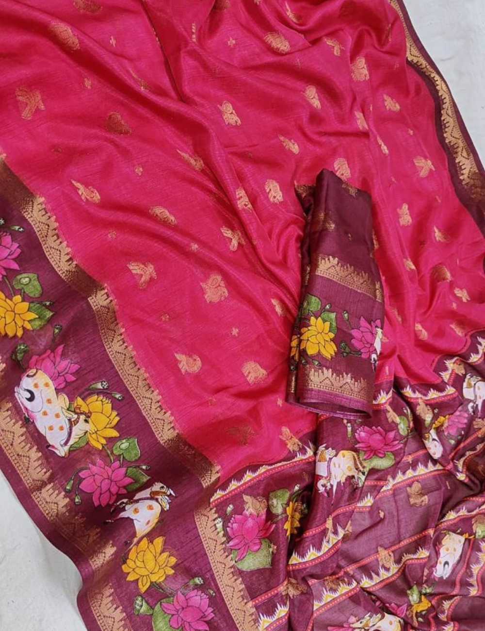 Man Pasand Buti Dola Silk Saree – Orange &amp; Pink Collection with Pichwai Elegance