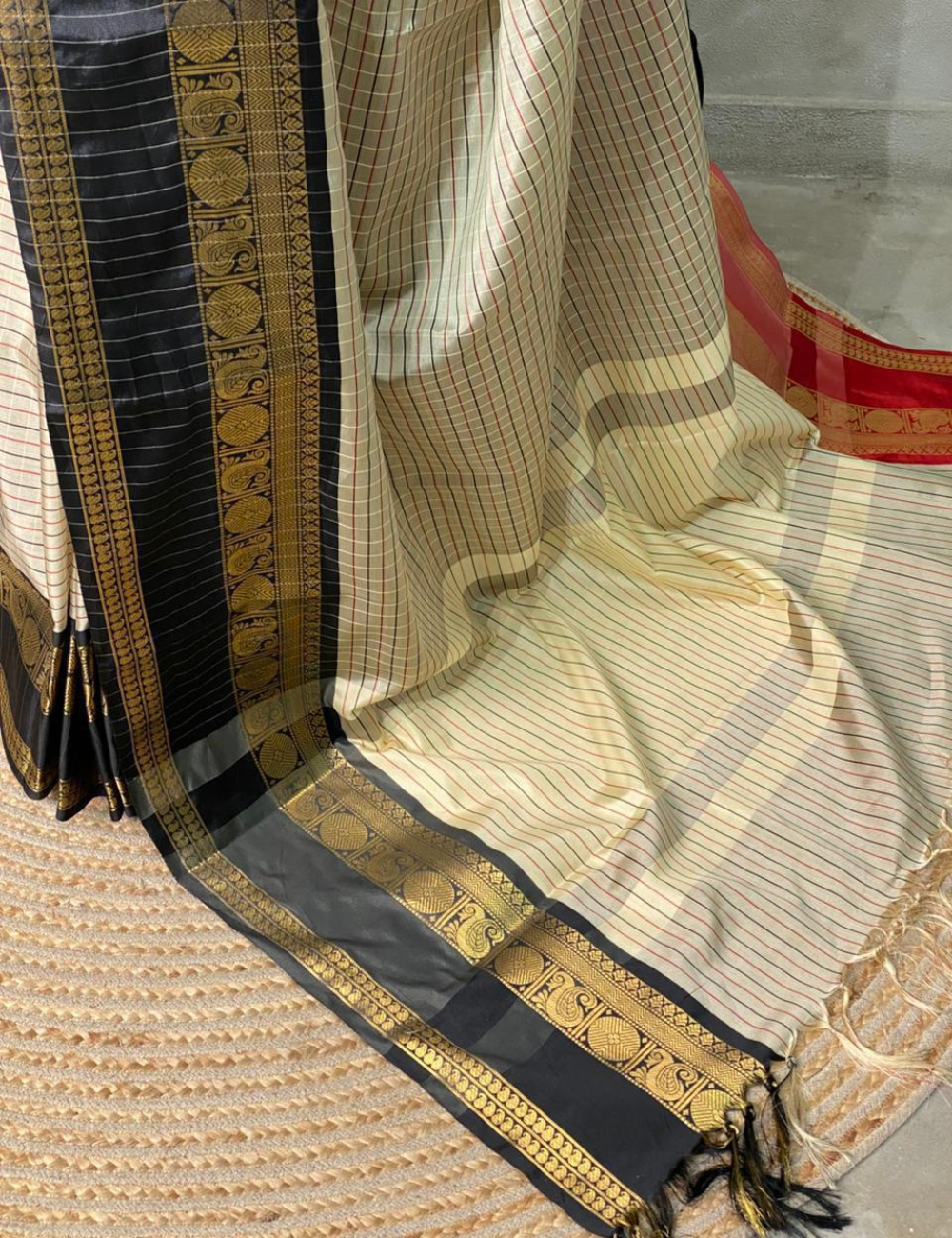 Banarasi Ketan silk semi soft Silk line, Pattu With blouse, contrast, bracket blouse, rich Balu