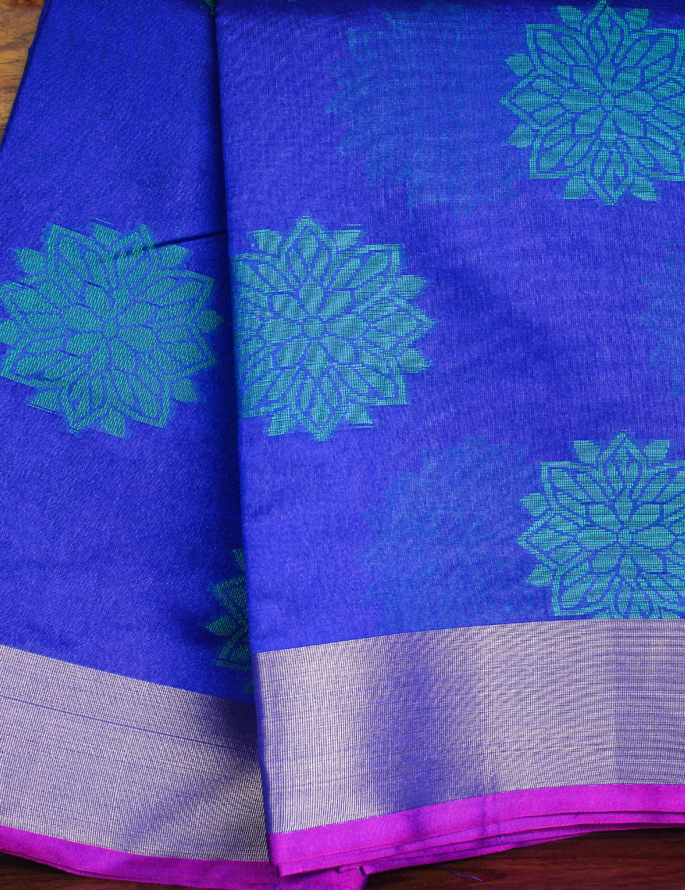 Banarasi - Kora Tanchoi - Star Flower Pattern - Semi Soft Silk Saree
