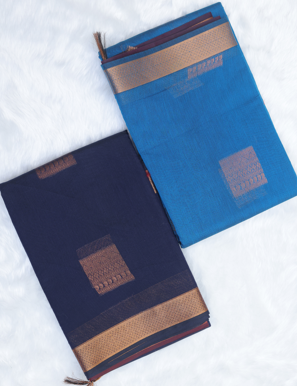 Elegant Dual Tone Silk Cotton Saree with Rich Zari Border
