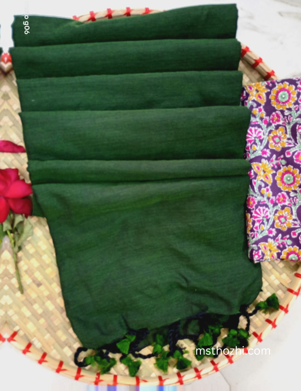 Elegant Green Khadi Cotton Saree with Blouse