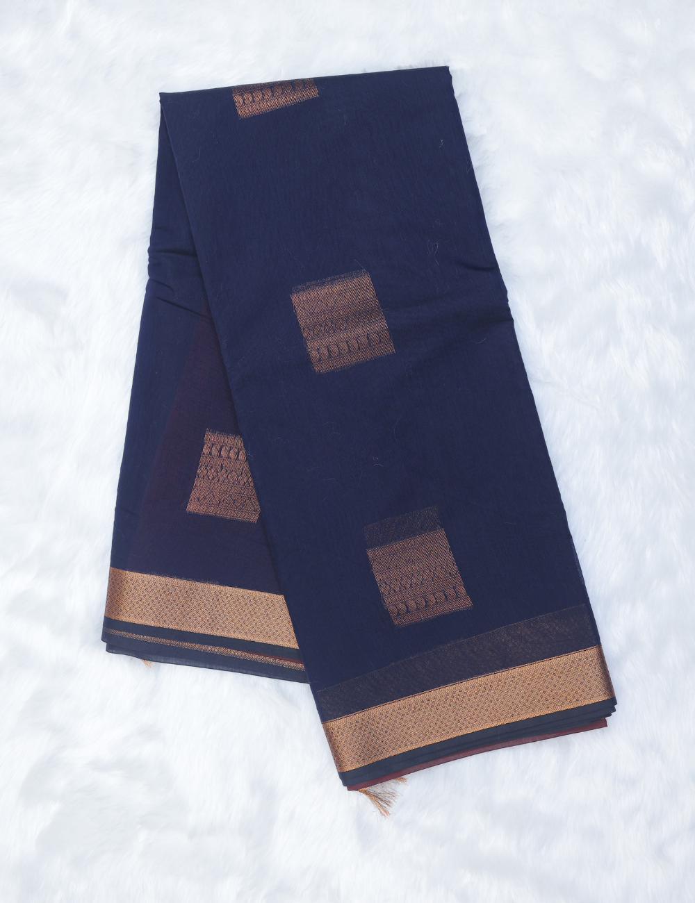 Elegant Dual Tone Silk Cotton Saree with Rich Zari Border