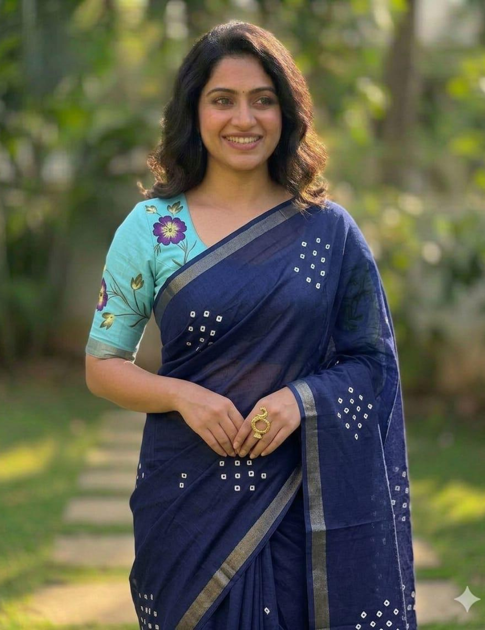 Zejuri Special Heavy Grape Saree – Elegant Multi-Colour Collection